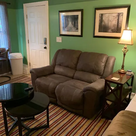 Rick'S Downtown Nashville Guest House